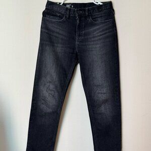 Banana Republic Straight Traveler Jean Black Wash 30 x 30